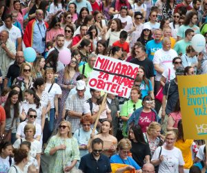 14.05.2022., Zagreb - Odrzan Hod za zivot u znak potpore svakom rodjenom i nerodjenom djetetu, njegovoj majci, ocu i svakoj obitelji. Photo: Sanjin Strukic/PIXSELL