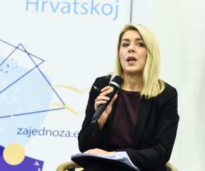 14.11.2022., Zagreb, Kuca Europe - Odrzan panel Europski akt o slobodi medija: Izazovi i rjesenja. O prijedlozima novih pravila za zastitu medijskog pluralizma i urednicke neovisnosti u EU-u raspravljali su Maja Sever, predsjednica Sindikata novinara Hrvatske i Europske federacije novinara (EFJ), Hrvoje Zovko, predsjednik Hrvatskog društva novinara, Jasna Vanicek-Fila iz Ministarstva kulture i medija, profesor na Fakultetu politickih znanosti dr.sc. Pasko Bilic uz moderiranje Barbare Peranic, press officer Ureda Europskog parlamenta u RH. Uvodno se sudionicima online obratila zastupnica u Europskom parlamentu Ramona Strugariu (Renew, Rumunjska) i direktorica Europske federacije novinara Renate Schroeder. Photo: Neva Zganec/PIXSELL