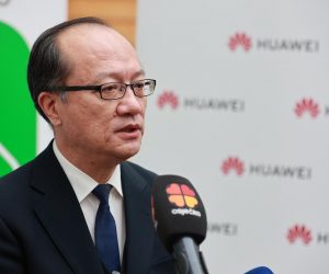 15.11.2022., Osijek - Predstavljanje edukacijsko stipendijskog programa ,"Huawei for Digital Slavonia". Kineski veleposlanik u Hrvatskoj Qi Qianjin Photo: Davor Javorovic/PIXSELL