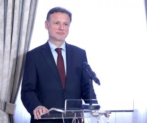 16.03.2023., Zagreb - Predsjednik Hrvatskoga sabora Gordan Jandrokovic primio je danas predsjednika Senata Kanade Georgea J. Fureya koji boravi u sluzbenom posjetu Republici Hrvatskoj. Nakon sastanka predsjednici su dali izjave za medije, Photo: Patrik Macek/PIXSELL