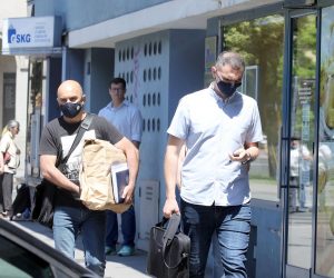 17.06.2021. Zagreb - Policija i Uskok upali u GSKG: Uhicene cetiri osobe, medju njima i voditelj. Dovodjenje osumnjicenihrrPhoto: Patrik Macek/PIXSELL