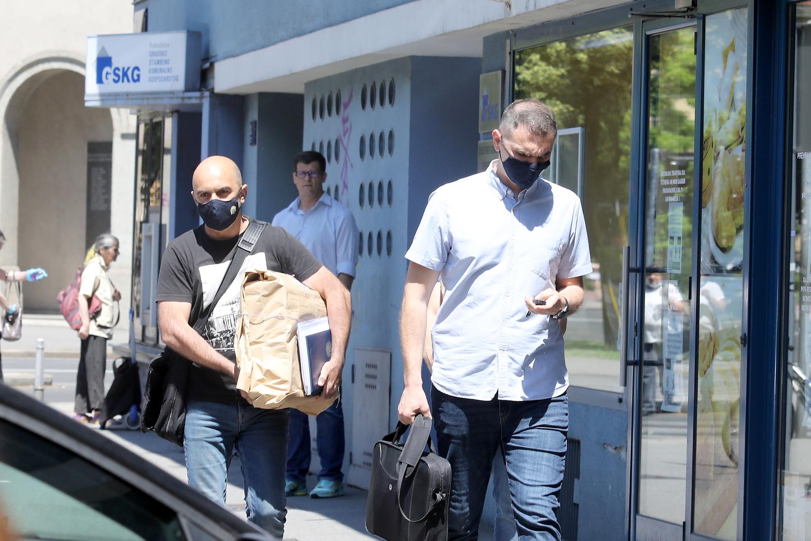 17.06.2021. Zagreb - Policija i Uskok upali u GSKG: Uhicene cetiri osobe, medju njima i voditelj. Dovodjenje osumnjicenihrrPhoto: Patrik Macek/PIXSELL