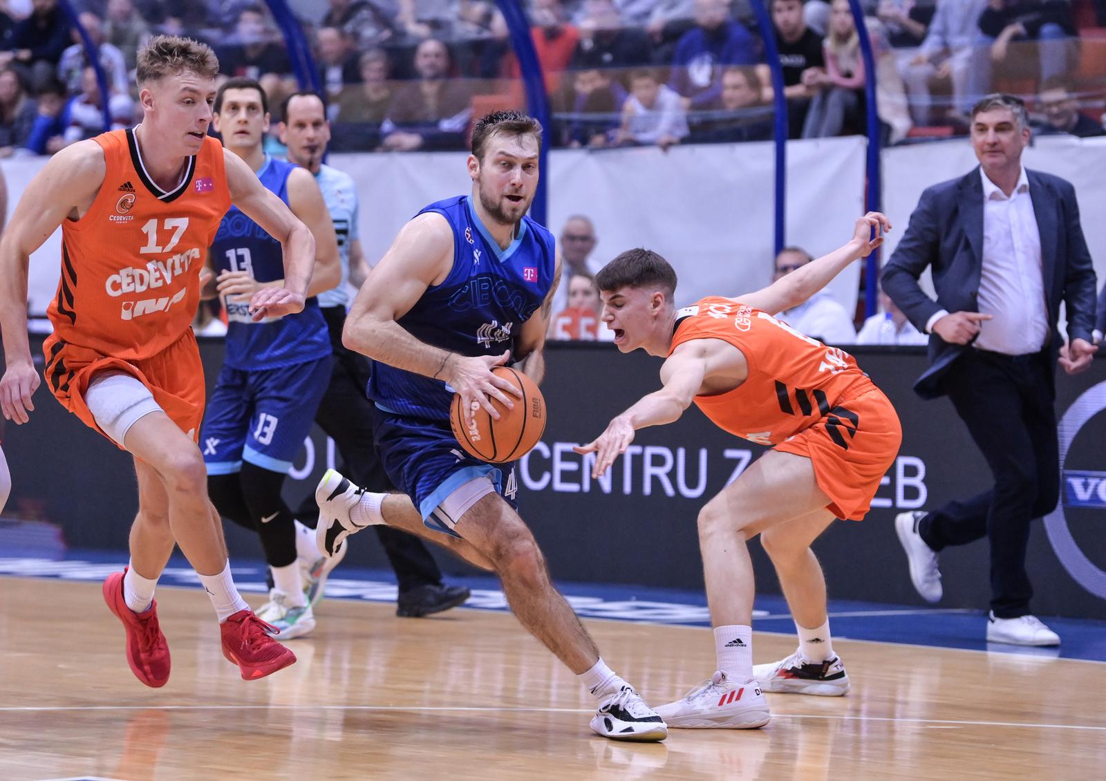 18.02.2023., KC Drazen Petrovic, Zagreb - Zavrsni turnir SuperSport kupa Kresimir Cosic, finale, KK Cedevita junior- KK Cibona. Photo: Igor Soban/PIXSELL