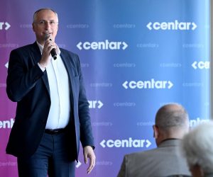 18.03.2023., Zagreb - Konferencija Opasne ideje 2 - Sve dobro sto ste oduvijek zeljeli Hrvatskoj, a nitko se nije usudio provesti. Ivica Puljak. Photo: Marko Lukunic/PIXSELL