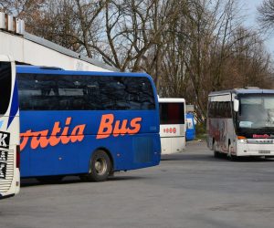20.03.2017., Slavonski Brod - Zbog skupljih cestarina prijevoznici najavljuju povecanje cijena prijevoza.rPhoto: Ivica Galovic/PIXSELL