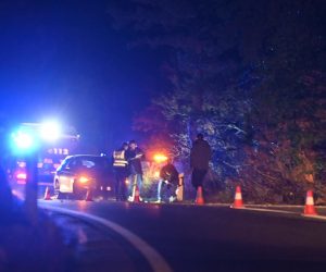 20.12.2022., Zadvarje - Na ulasku u Zadvarje automobil je sletio s ceste u provaliju pri cemu su ozlijedjene cetiri osobe. Policijski ocevid je u tijeku. Photo: Matko Begovic/PIXSELL