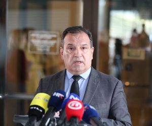 22.02.2023.,Zagreb - Ministar Vili Beros odrzao je sastanak s Hrvatskim lijecnickim zborom, a nakon sastanka  razgovarao je s novinarima. Photo: Slaven Branislav Babic/PIXSELL