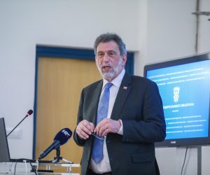 22.03.2023.., Zagreb - U Ministarstvu znanosti i obrazovanja odrzano predstavljanje Javnog poziva osnovnim skolama za podnosenje prijava za sudjelovanje u eksperimentalnom programu Osnovna skola kao cjelodnevna skola. U sklopu navedenog poziva bit ce objavljen i cjeloviti dokument eksperimentalnog modela cjelodnevne skole, a uz ministra znanosti i obrazovanja prof. dr. sc. Radovana Fuchsa predstavili su ga i clanovi radne skupine koja je pripremala spomenuti model. Photo: Slavko Midzor/PIXSELL