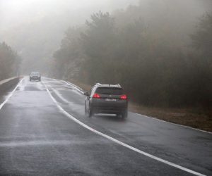 22.10.2021., Rijeka - Kisa i magla otezavaju promet na autocesti Rijeka-Zagreb i staroj cesti kroz Gorski kotar.
Photo: Goran Kovacic/PIXSELL Photo: Goran Kovacic/PIXSELL
