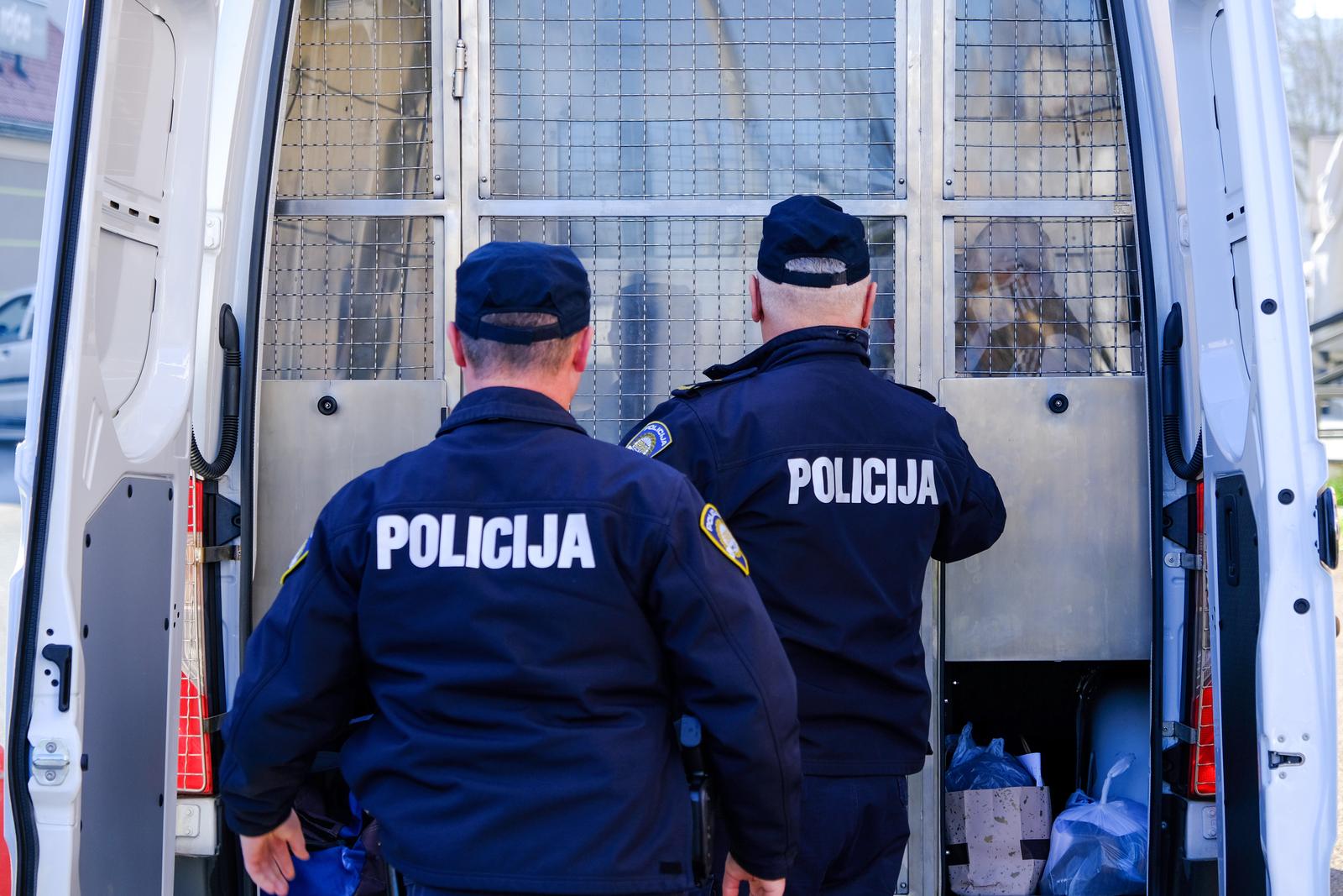 23.12.2022., Velika Gorica - Na Zupanijski sud u Velikoj Gorici priveden je Josip Medaric Cubo koji je 12. prosinca pokusao zgaziti i ubiti policajca u Novom Cicu. Photo: Slaven Branislav Babic/PIXSELL