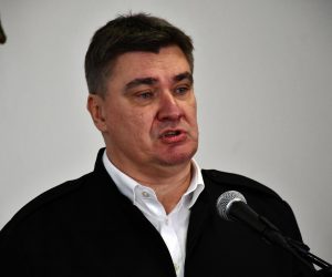 25.03.2023., Derventa (BiH) - Predsjednik Republike Zoran Milanovic sudjelovao je na obiljezavanju 31. obljetnice osnutka 103. brigade Hrvatskog vijeca obrane Derventa. Tim povodom odlikovao je 103. brigadu Hrvatskog vijeca obrane Derventa Redom Nikole Subica Zrinskog za iskazano junastvo njezinih pripadnika u Domovinskom ratu.  Photo: Ivica Galovic/PIXSELL