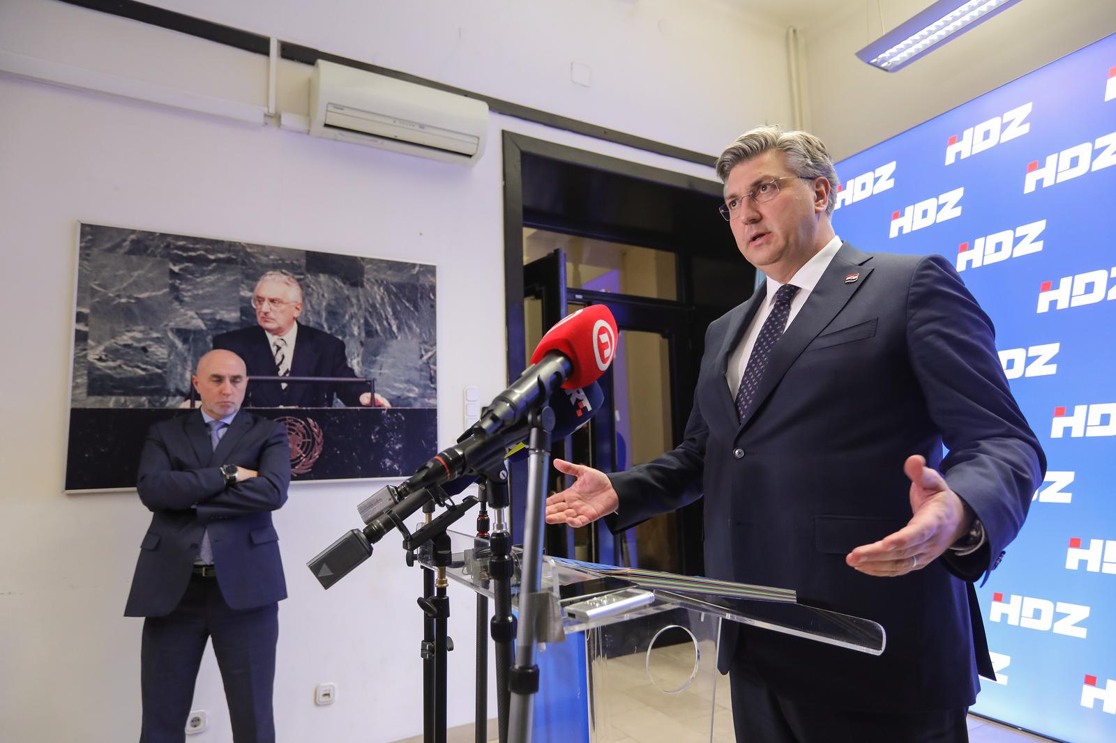 27.02.2023., Zagreb - Predsjednik Vlade i HDZ-a Andrej Plenkovic dao je izjavu medijima nakon sjednice Predsjednistva strane u sredisnjici HDZ-a na Trgu zrtava fasizma. Photo: Tomislav Miletic/PIXSELL