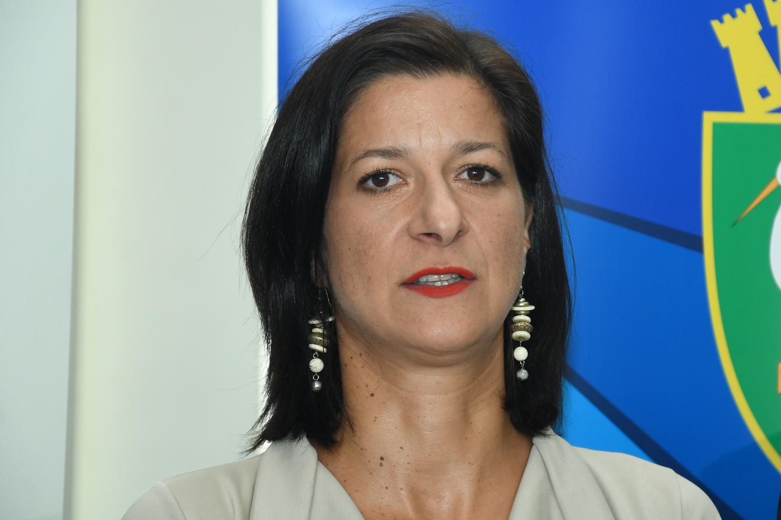 29.08.2022., Petrinja - Odrzano je je Javno predstavljanje projekta rekonstrukcije Srednje skole Petrinja. 
Republika Hrvatska kroz Projekt obnove nakon potresa i jacanje pripravnosti javnog zdravstva provodi projekt rekonstrukcije Srednje skole Petrinja. Rekonstrukcija se provodi iz zajma Svjetske banke. gradonacelnica Petrinje Magdalena Komes. Photo: Nikola Cutuk/PIXSELL