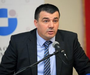 30.10.2015., Solaris, Sibenik - U Solarisu je svecano otvaren 20. Susret ribara. Potpredsjednik Hrvatske obrtnicke komore Dalibor Kratohvil. Photo: Dusko Jaramaz/PIXSELL