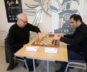 30.11.2021., Rijeka - Pojedinacno seniorsko prvenstvo Hrvatske u sahu odrzava se u hotelu Contonental. Nenad Fercec i Zoran Jovanovic
  Photo: Goran Kovacic/PIXSELL