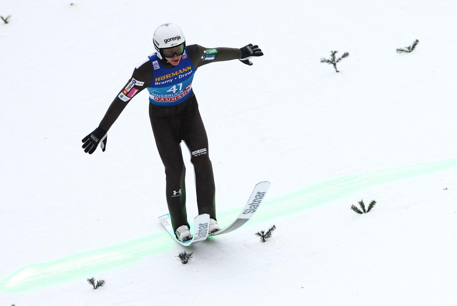 Ski Jumping - Four Hills Tournament - Innsbruck, Austria - January 3, 2023 Slovenia's Peter Prevc in action REUTERS/Lisi Niesner Photo: LISI NIESNER/REUTERS