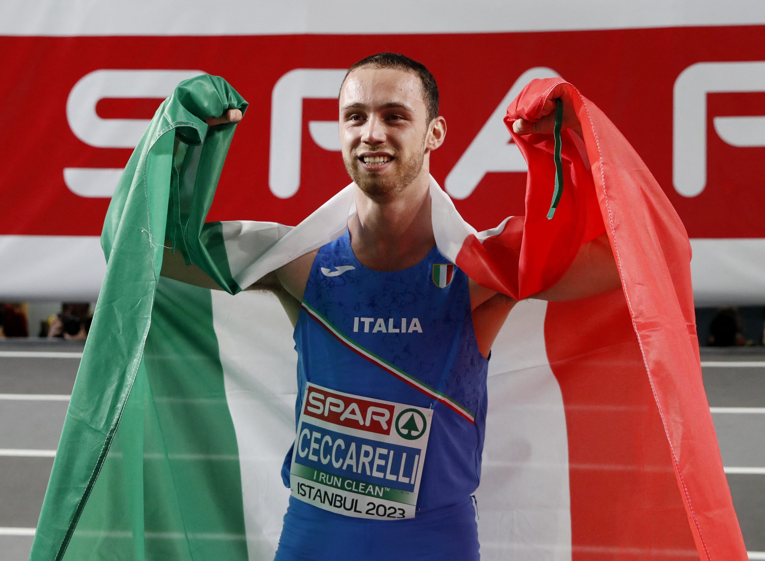 Athletics - European Athletics Indoor Championships - Atakoy Arena, Istanbul, Turkey - March 4, 2023 Gold medallist Italy's Samuele Ceccarelli celebrates after winning the Men's 60m Final REUTERS/Murad Sezer Photo: MURAD SEZER/REUTERS