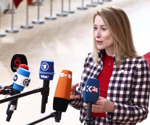 epa10538134 Estonia's Prime Minister Kaja Kallas speaks to the media as she arrives for a EU Summit in Brussels, Belgium, 23 March 2023. EU leaders will meet for a two-day summit in Brussels to discuss the latest developments in relation to 'Russia's war of aggression against Ukraine' and continued EU support for Ukraine and its people. The leaders will also debate on competitiveness, single market and the economy, energy, external relations among other topics, including migration.  EPA/STEPHANIE LECOCQ