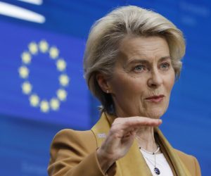 epa10539494 European Commission President Ursula von der Leyen gives a press briefing at the end of first day of  EU Summit in Brussels, Belgium, 23 March 2023. EU leaders meet for a two-day summit in Brussels to discuss the latest developments in relation to 'Russia's war of aggression against Ukraine' and continued EU support for Ukraine and its people. The leaders will also debate on competitiveness, single market and the economy, energy, external relations among other topics, including migration.  EPA/OLIVIER HOSLET