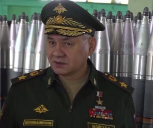 epa10547551 A handout photo taken from a video made available on 28 March 2023 by the Russian Defense Ministry press service shows Russian Defense Minister, General of the Army Sergei Shoigu visiting a weapons factory in Chelyabinsk and Kirov regions in Russia.  EPA/RUSSIAN DEFENCE MINISTRY PRESS SERVICE / HANDOUT BEST QUALITY AVAILABLE MANDATORY CREDIT HANDOUT EDITORIAL USE ONLY/NO SALES
