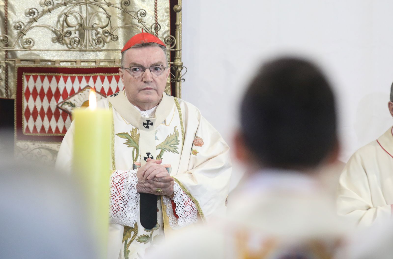 Zagreb, 9.4.2023.- Zagrebački nadbiskup kardinal Josip Bozanić predvodio je euharistijsko slavlje Nedjelje Uskrsnuća Gospodnjega- Uskrs. Na fotografiji Josip Bozanić.
foto HINA/ Admir BULJUBAŠIĆ/ abu