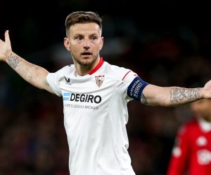epa10571455 Sevilla's Ivan Rakitic reacts during the UEFA Europa League quarter final first leg soccer match between Manchester United and Sevilla FC in Manchester, Britain, 13 April 2023.  EPA/ADAM VAUGHAN