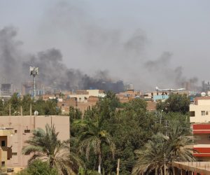 epa10579976 Smoke rises over the city during ongoing fighting between the Sudanese army and paramilitaries of the Rapid Support Forces (RSF) in Khartoum, Sudan, 19 April 2023. A power struggle erupted since 15 April between the Sudanese army led by army Chief General Abdel Fattah al-Burhan and the paramilitaries of the Rapid Support Forces (RSF) led by General Mohamed Hamdan Dagalo, resulting in at least 200 deaths according to doctors' association in Sudan.  EPA/STRINGER