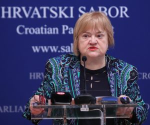 Zagreb, 27.4.2023.- Hrvatski sabor, konferencija za medije Kluba zastupnica Centra i GLAS-a na temu „Revizija Vatikanskih ugovora“. Na fotografiji Anka Mrak Taritaš.
foto HINA/ Admir BULJUBAŠIĆ/ abu