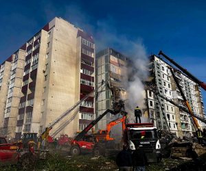 epa10595900 A handout photo released by Ukraine's Ministry of Internal Affairs (MIA) shows rescuers working at the site of a damaged residential building after a missile attack, in Uman, Cherkasy region, central Ukraine, 28 April 2023, amid Russia's invasion. Ukraine's Ministry of Internal Affairs said on 28 April, that the Russian army conducted attacks on residential buildings across the country, including Dnipro, Uman and Ukrainka in the Kyiv region, killing at least six people and injuring several others. Russian troops entered Ukrainian territory in February 2022, starting a conflict that has provoked destruction and a humanitarian crisis.  EPA/UKRAINE'S MINISTRY OF INTERNAL AFFAIRS HANDOUT -- BEST QUALITY AVAILABLE -- MANDATORY CREDIT -- HANDOUT EDITORIAL USE ONLY/NO SALES