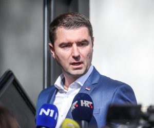 03.04.2023., Zagreb - Dolazak clanova sireg predsjednistva HDZ-a na sjednicu. Davor Filipovic Photo: Slavko Midzor/PIXSELL