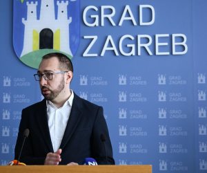 04.04.2023., Zagreb - U Gradskom poglavarstvu odrzana je redovita konferencija za medije gradonacelnika Grada zagreba Tomislava Tomasevica, te njegovih zamjenika Danijele Dolenec i Luke Korlaeta. Photo: Davorin Visnjic/PIXSELL