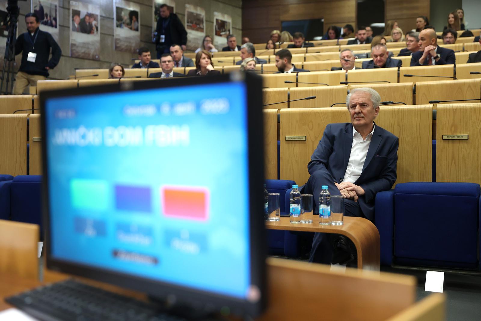 06.04.2023., Sarajevo, Bosna i Hercegovina - Sjednica Predstavnickog doma Parlamenta Federacije BiH na kojoj se razmatra Informacija o Odluci o imenovanju premijera, zamjenika premijera i ministara u Vladi Federacije BiH. Photo: Armin Durgut/PIXSELL