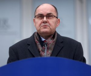 07.04.2023., Sarajevo, Bosna i Hercegovina - Visoki predstavnik u Bosni i Hercegovini Christian Schmidt odrzao je danas izvanrednu press konferenciju na kojoj je govorio o formiranju vlade FBiH. Photo: Armin Durgut/PIXSELL