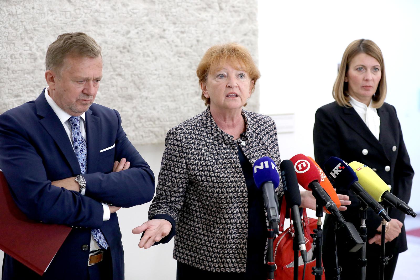 07.10.2021., Zagreb - U Saboru je pocela 12., zatvorena sjednica Nacionalnog vijeca za pracenje provedbe Strategije suzbijanja korupcije. Nakon sjednice konferenciju za medije odrzali su Zlata Hrvoj Sipek, Vanja Marusic i Darko Klier. Photo: Patrik Macek/PIXSELL