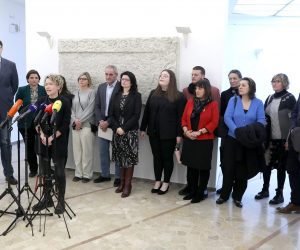 09.02.2023., Zagreb - U Saboru je pocela zajednicka tematska sjednica Odbora za zdravstvo i socijalnu politiku i Odbora za obitelj, mlade i sport. Tema sjednice je: "Porast broja transrodne djece i mladih ljudi U RH: Moguci uzroci i klinicke posljedice". Nakon izlaska sa sjednice lijeva oporba odrzala je konferenciju za medije Photo: Patrik Macek/PIXSELL