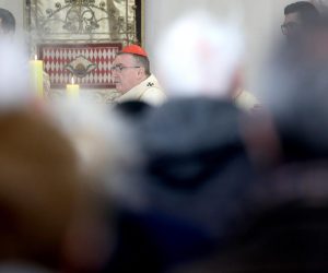 09.04.2023., Zagreb - Euharistijsko slavlje na vazam nedjelje Uskrsnuca gospodnjeg u bogosluznom prostoru bl. Alojzija Stepinca.  Zagrebacki nadbiskup kardinal Josip Bozanic predvodio je misno slavelje. Photo: Slavko Midzor/PIXSELL