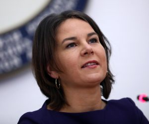 10.03.2022., Sarajevo, Bosna i Hercegovina - Nakon sastanka Njemacke ministrice vanjskih poslova Annalene Baerbock i ministrice vanjskih poslova BiH Bisere Turkovic odrzana je konferencija za medije.  
  Photo: Armin Durgut/PIXSELL