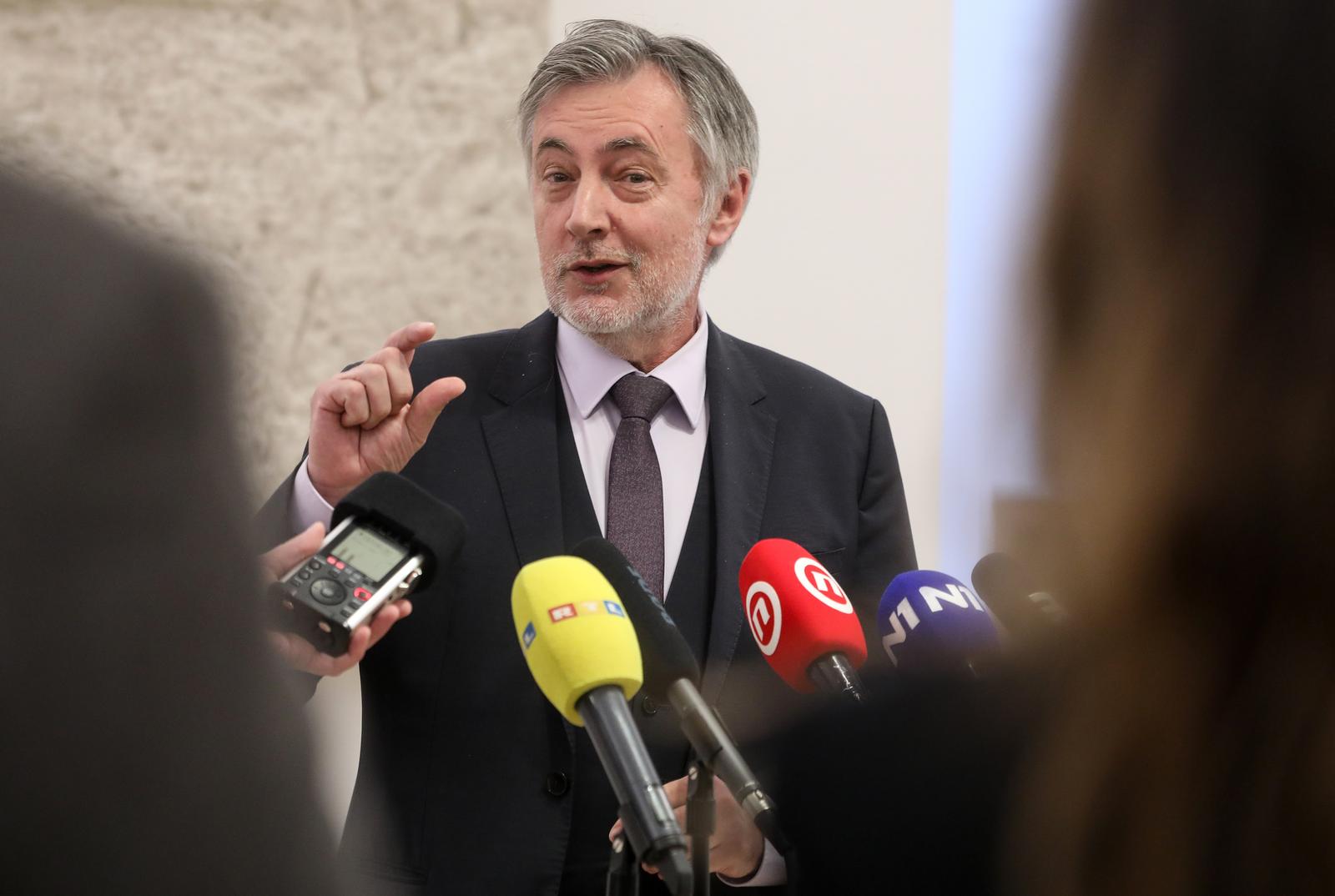 13.04.2023., Zagreb - Nezavisni zastupnik Miroslav Skoro dao izjavu za medije u Hrvatskom saboru. Photo: Robert Anic/PIXSELL