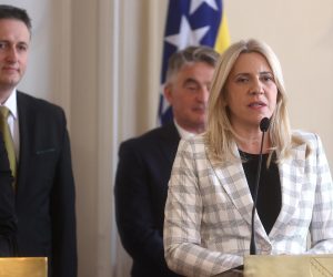 13.04.2023., Sarajevo, Bosna i Hercegovina - Konferencija za medije i potpisivanje Zajednicke deklaracije o strateskom partnerstvu izmedju Bosne i Hercegovine i Republike Azerbejdzan. predsjedateljica Predsjednistva Bosne i Hercegovine Zeljka Cvijanovic Photo: Armin Durgut/PIXSELL