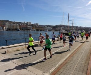 14.04.2018., Rijeka - Utrka Molo longo trk na lukobranu rijecke luke privukla je vise stotina trkaca. Utrka duga 6 km  dio je manifestacije "Homo si tec". "nPhoto: Goran Kovacic/PIXSELL