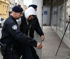 15.04.2023., Slavonski Brod - Privodjenje mladica u Zupanijsko drzavno odvjetnistvo u Slavonskom Brodu osumnjicenog za ubojstvo vojnika u Pozegi Photo: Ivica Galovic/PIXSELL