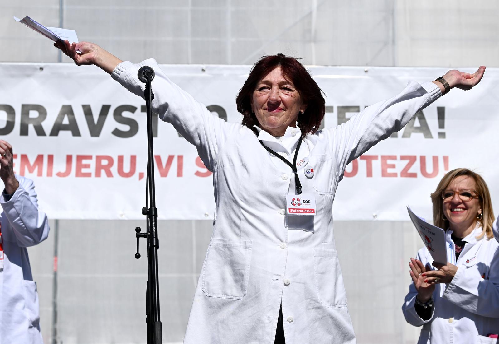 18.03.2023., Zagreb - Pod sloganom "SOS za zdravstvo", pet krovnih lijecnickih udruga organiziralo je veliki prosvjed na Trgu sv. Marka kojim su iskazali nezadovoljstvo svojim statusom, placama, ali i cjelokupnim stanjem u zdravstvenom sustavu. Renata Culinovic Caic Photo: Marko Lukunic/PIXSELL