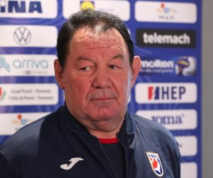 18.04.2022., Zagreb - Okupljanje zenske rukometne reprezentacije u Zagrebu uoci kvalifikacijske utakmice za EURO 2022 protiv Ukrajine u Grazu. Izbornik hrvatske zenske seniorske reprezentacije Nenad Sostaric. 
Photo: Goran Stanzl/PIXSELL Photo: Goran Stanzl/PIXSELL