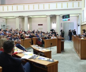 21.04.2023., Zagreb - Zastupnici u Hrvatskom saboru glasaju o izmjenama Zakona o prekrsajima protiv javnog reda i mira. Photo: Patrik Macek/PIXSELL
