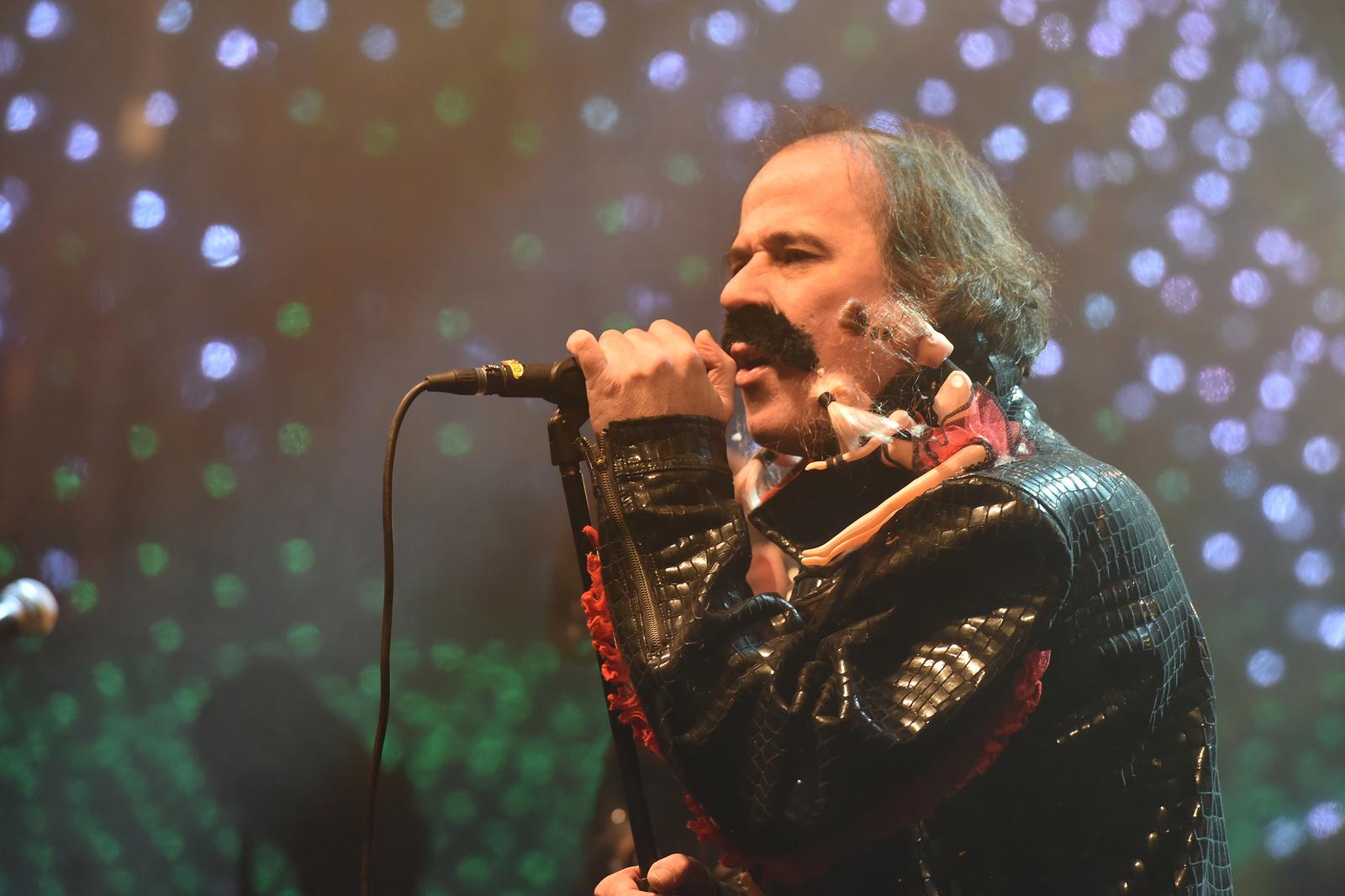 22.12.2018., Pula - U sklopu 10. Rocktarate na Trgu Portarata odrzan koncert grupe Let 3. "nPhoto: Dusko Marusic/PIXSELL