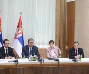 25, April, 2023, Belgrade - The President of the Republic of Serbia Aleksandar Vucic attended the session of the Government of Serbia at the invitation of the Prime Minister Ana Brnabic, which was held in the Palace of Serbia. Novak Nedic, Aleksandar Vucic, Ana Brnabic, Ivica Dacic, Sinisa Mali. Photo: Milos Tesic/ATAImages

25, april, 2023, Beograd - Predsednik Republike Srbije Aleksandar Vucic prisustvovao je sednici Vlade Srbije na poziv predsednice Vlade Ane Brnabic, koja je odrzana u Palati Srbija.  Photo: Milos Tesic/ATAImages/PIXSELL