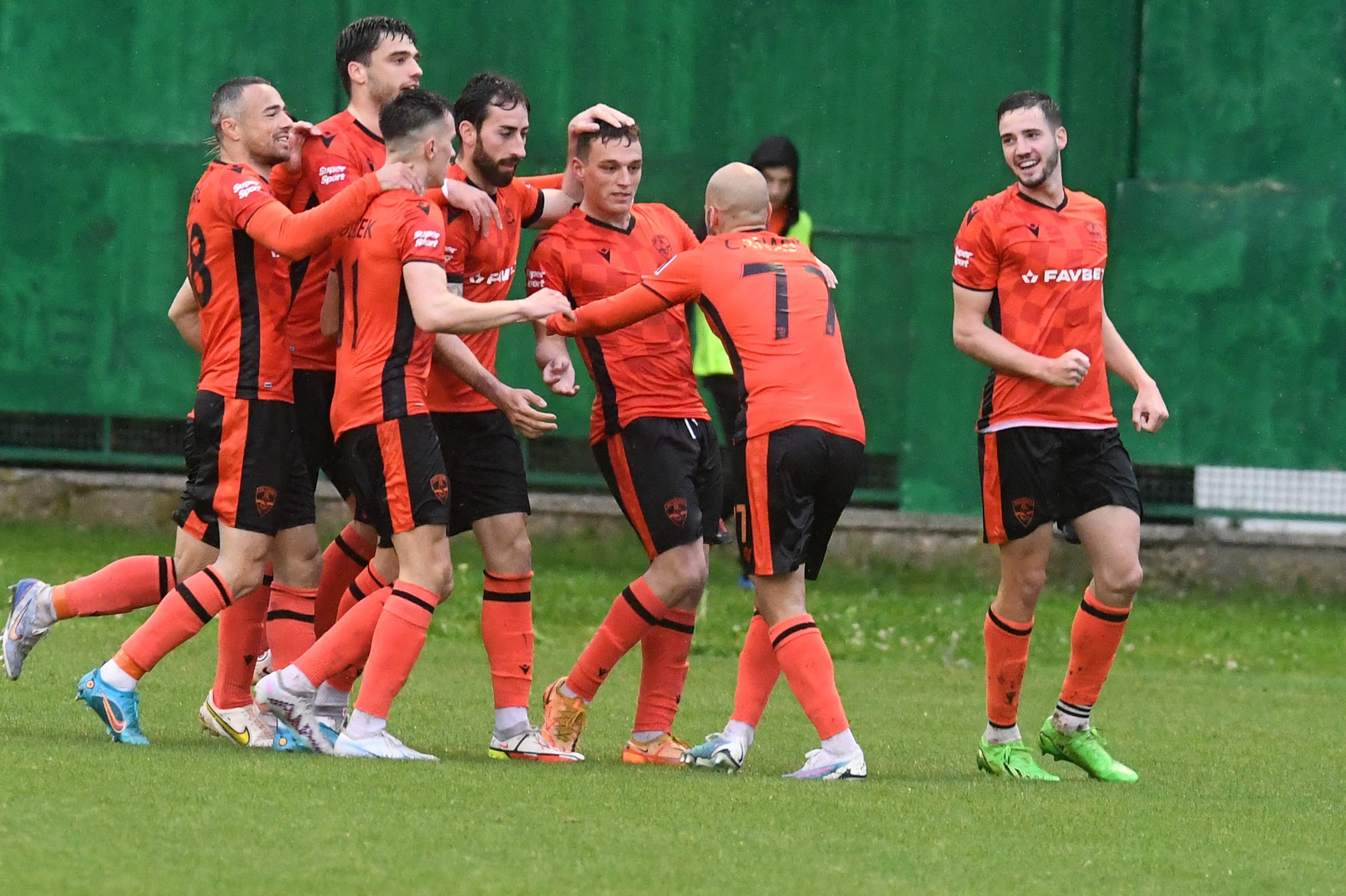 25.04.2023., Sibenik - SuperSport Prva HNL, 31. kolo, HNK Sibenik - NK Slaven Belupo. Slavlje nakon sto je Karlo Speljak postigao gol Photo: Hrvoje Jelavic/PIXSELL