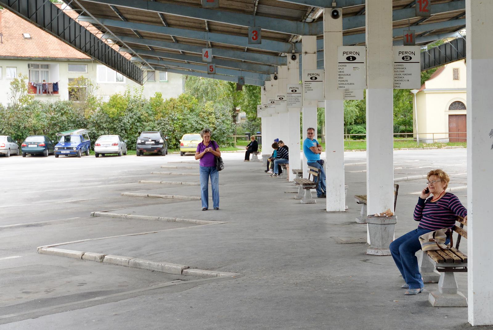 26.08.2014., Varazdin - Nepoznati pocinitelji tijekom vikenda ukrali su autobus u mjestu Beletinec te se dovezli do Varazdina i ostavili ga parkiranog na autobusnom kolodvoru. Photo: Marko Jurinec/PIXSELL