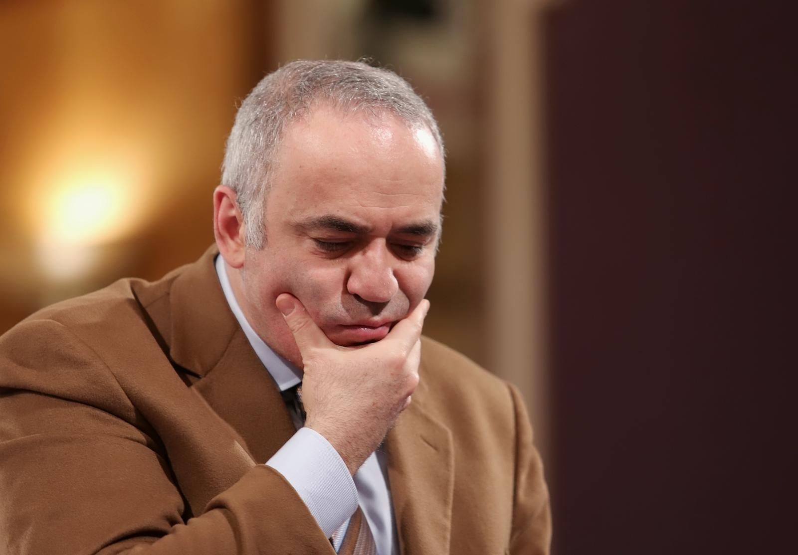 27.12.2015., Zagreb - Proslavljeni ruski sahovski velemajstor, bivsi svjetski prvak Gari Kasparov odigrao simultanku u hotelu Westin. r"nPhoto: Tomislav Miletic/PIXSELL