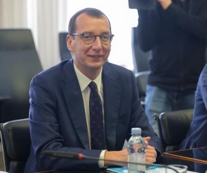 28.03.2023., Zagreb - Gradonacelnici Zagreba, Splita, Rijeke i Osijeka s izaslanstvima okupili su se zagrebackoj Gradskoj upravi kako bi pokrenuli Inicijativu 4 grada - platformu za suradnju o temama od zajednickog interesa izmedju cetiri najveca hrvatska grada. Gradonacelnik Rijeke Marko Filipovic.  Photo: Luka Stanzl/PIXSELL